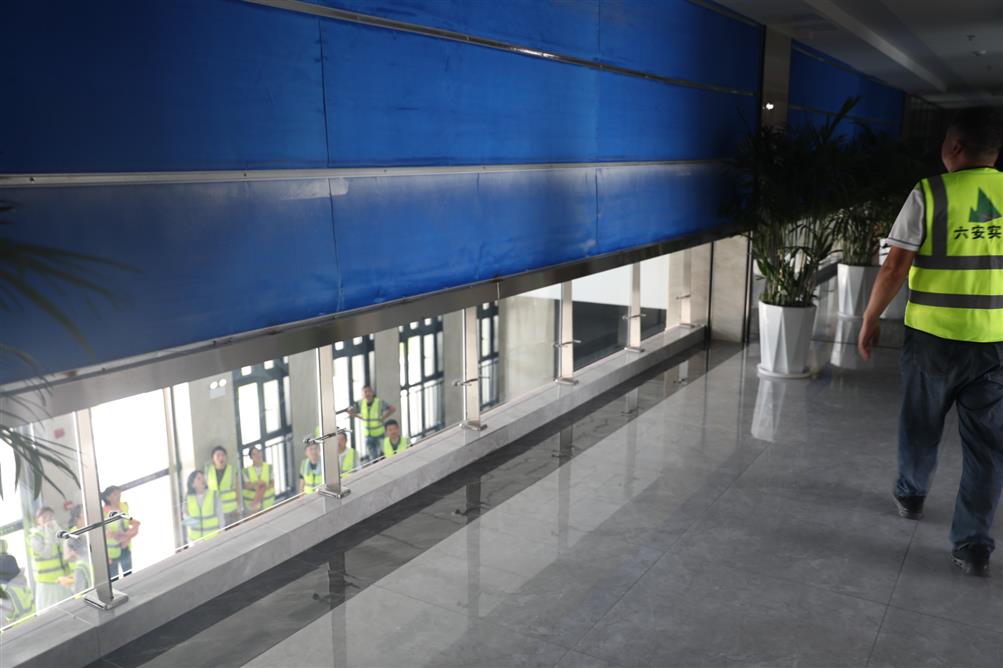 6M5A5003 6M5A5003.JPG